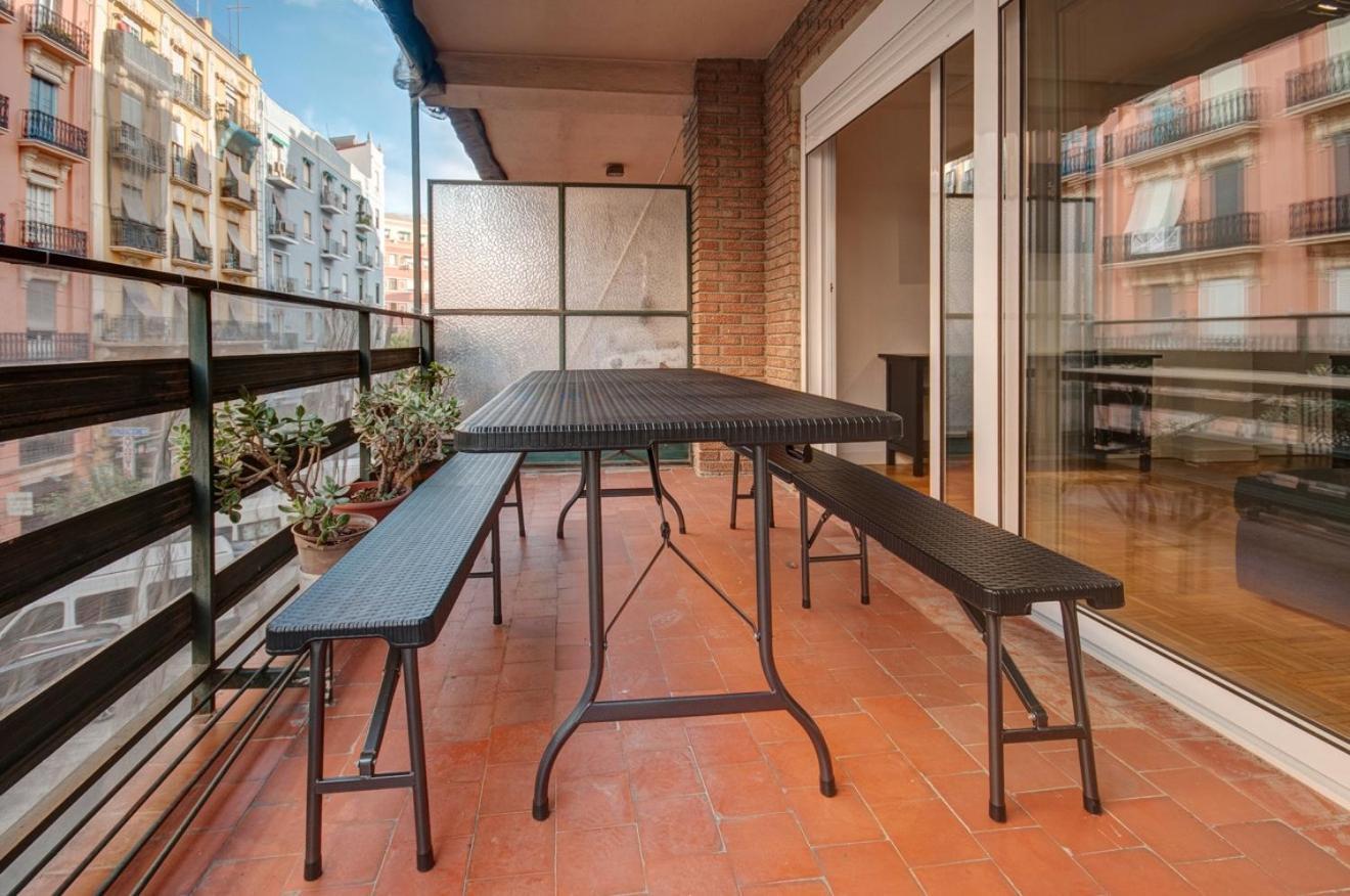 Beds & Breaks Ferrero Apartment Valencia Exterior photo